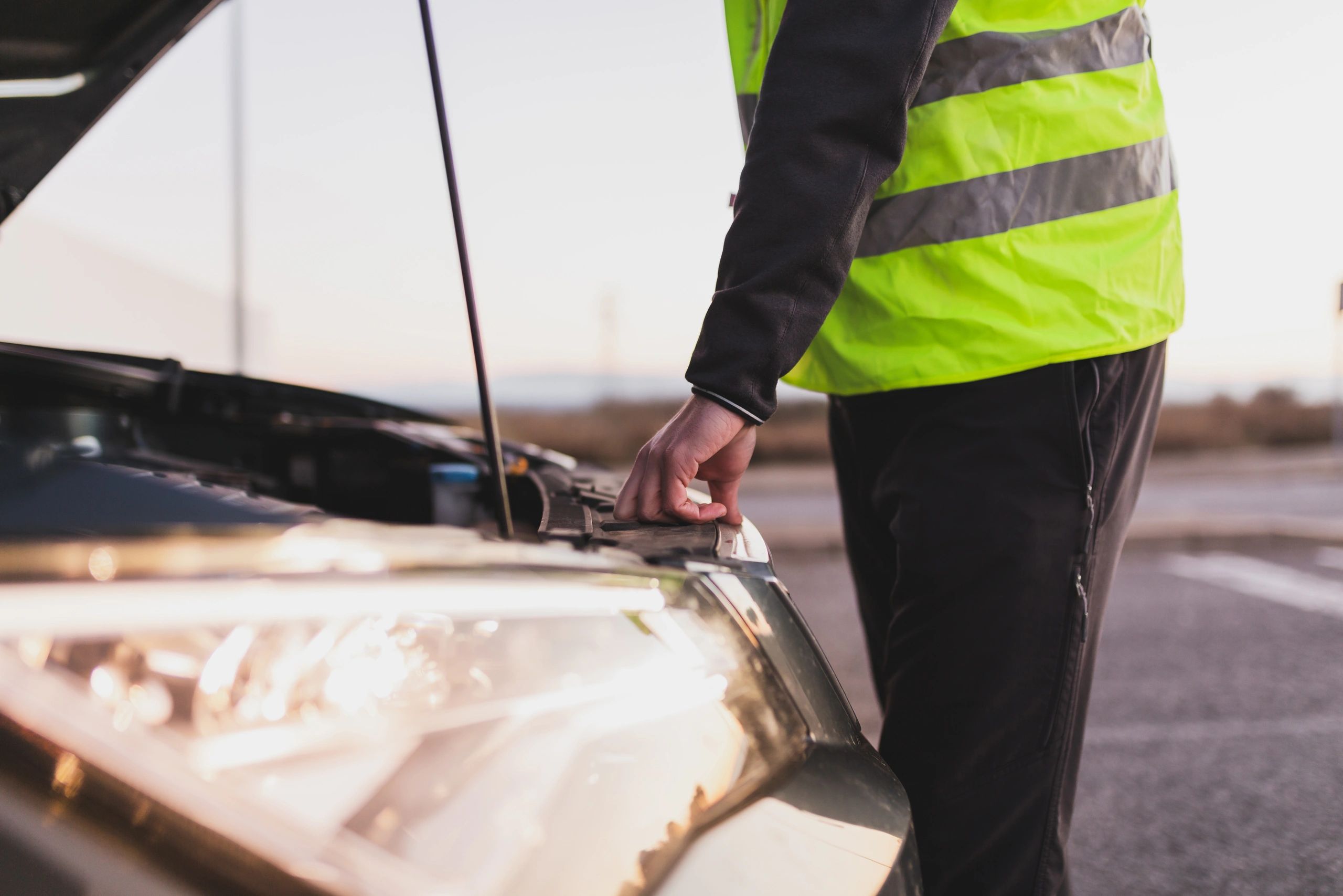 towing truck roadside assistance