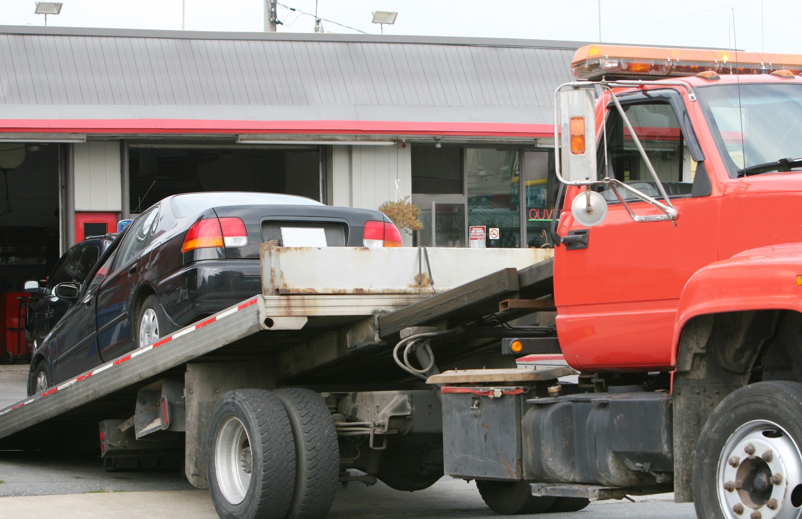 towing service truck